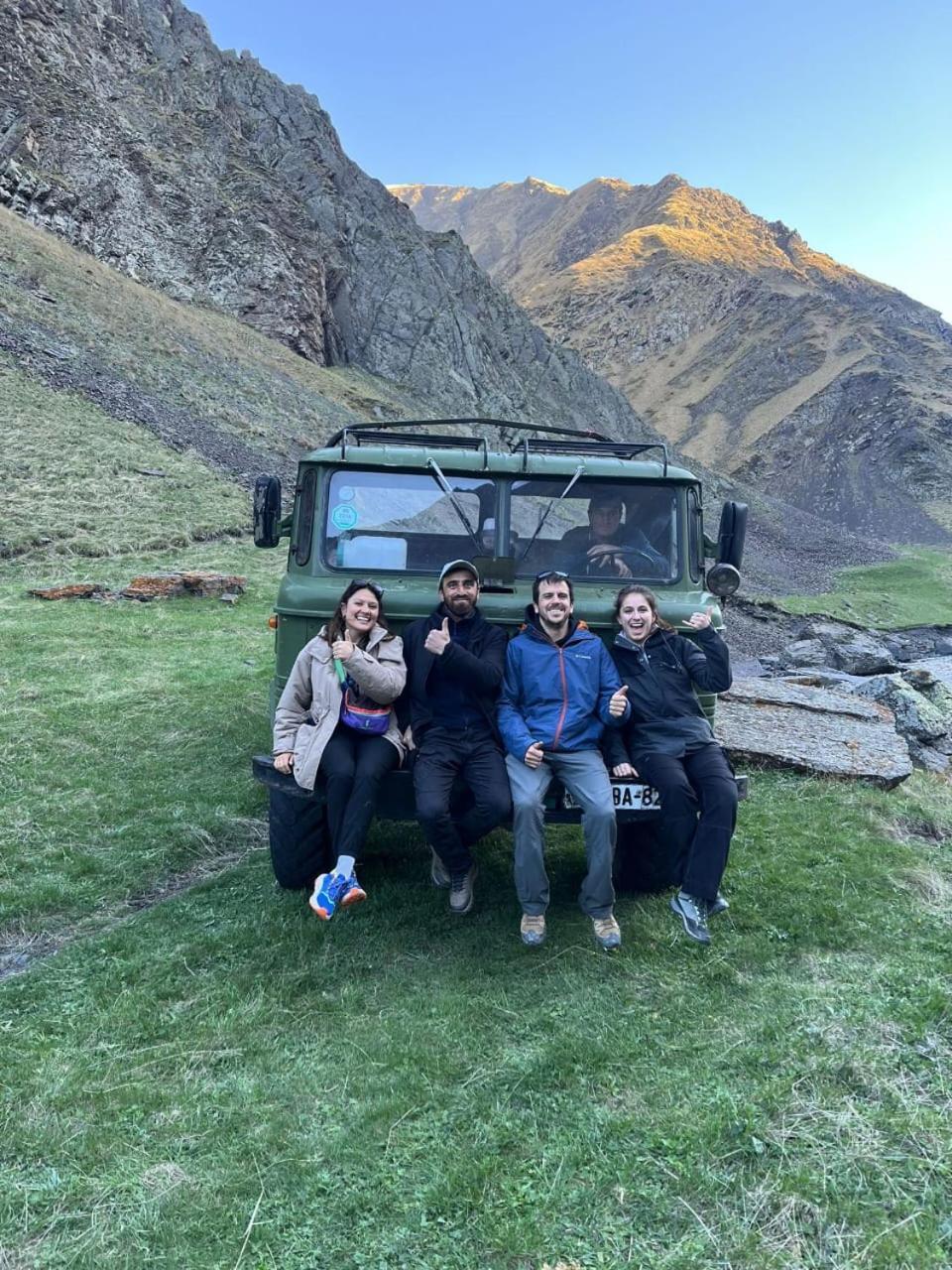 Xinaliq Khinalig Izzet'S Riverside Home Stay 외부 사진